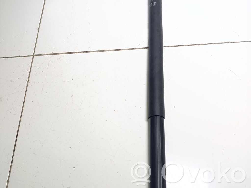 Amortyzator / Siłownik tylnej klapy bagażnika   4KE827851G
