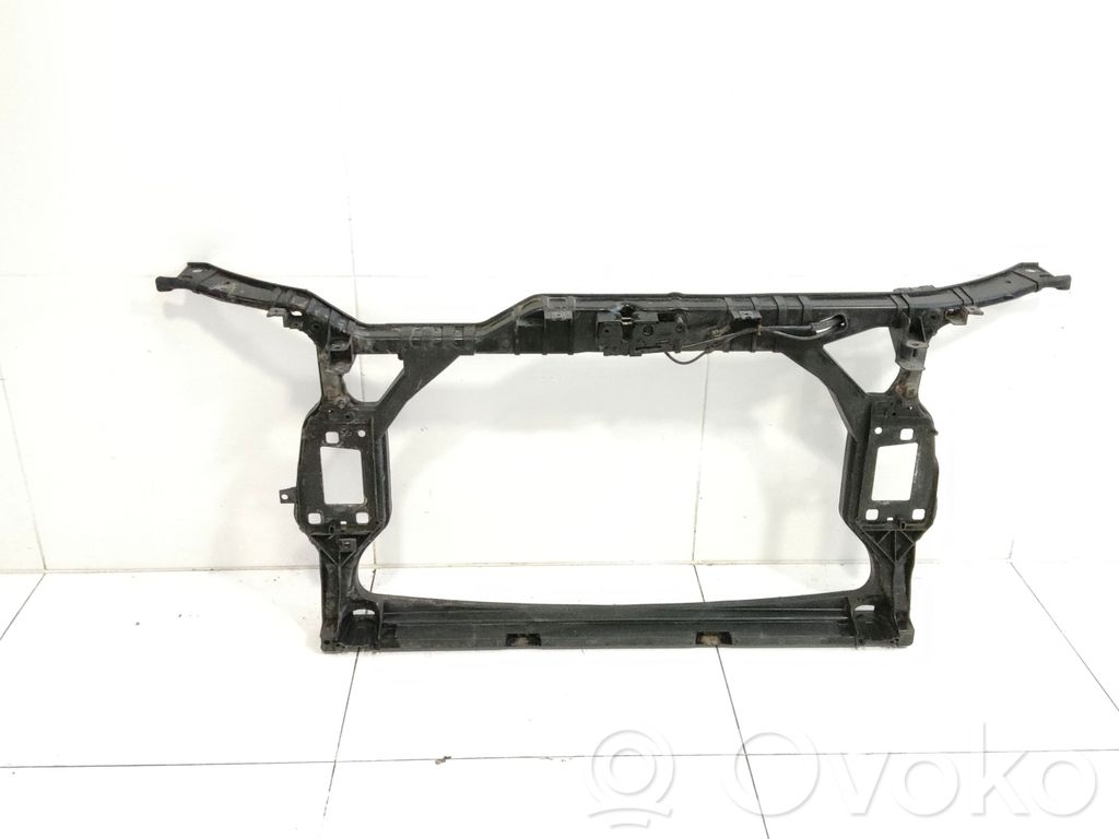 Audi A5 8T 8F Radiatoru panelis 