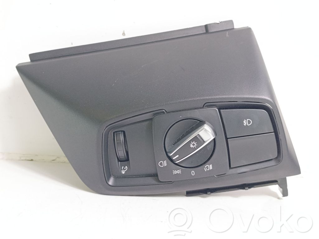 Light switch   9865812,9282942