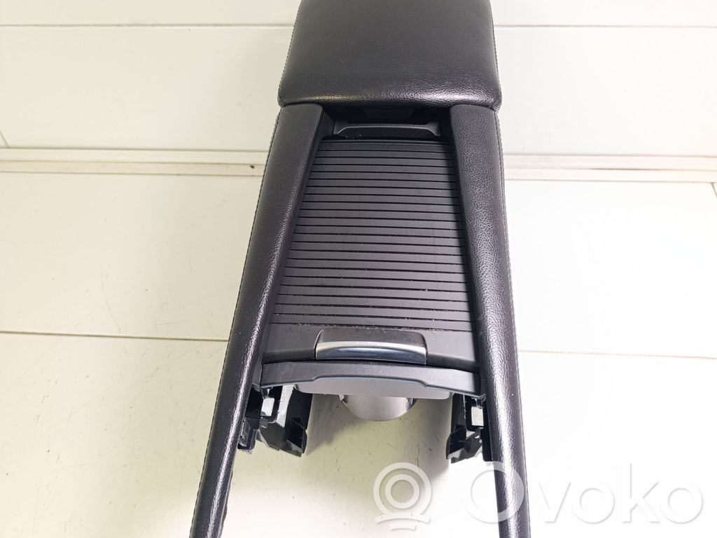 Mazda 6 Center console 