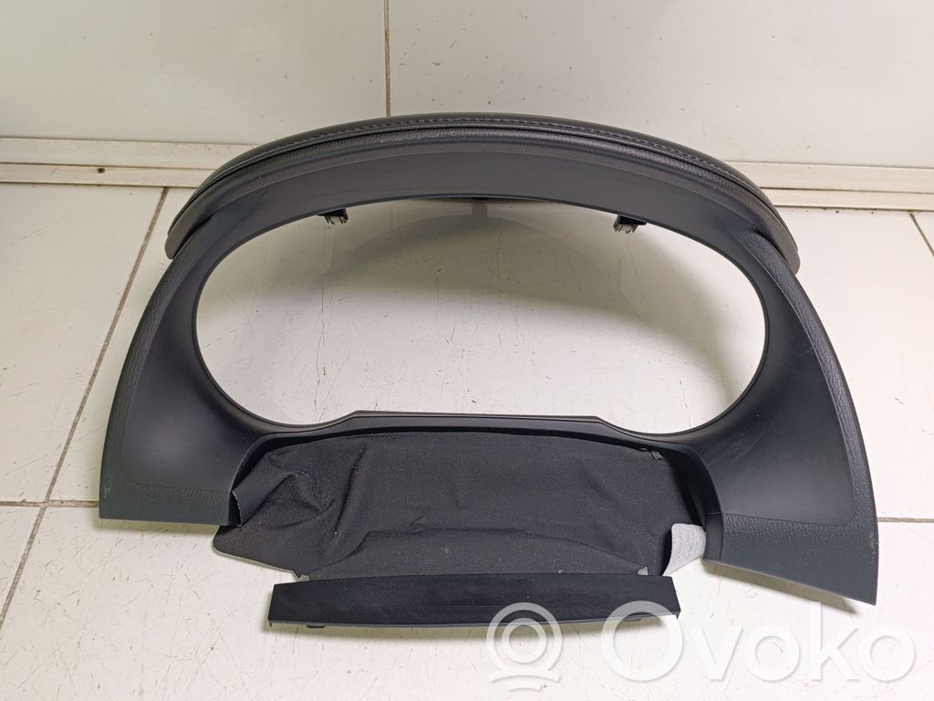 Mazda 6 Moldura del panel 