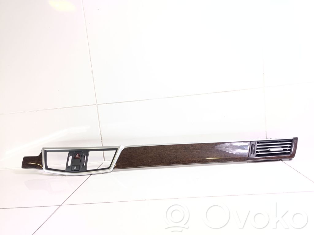Mercedes-Benz E W212 Dashboard glove box trim 