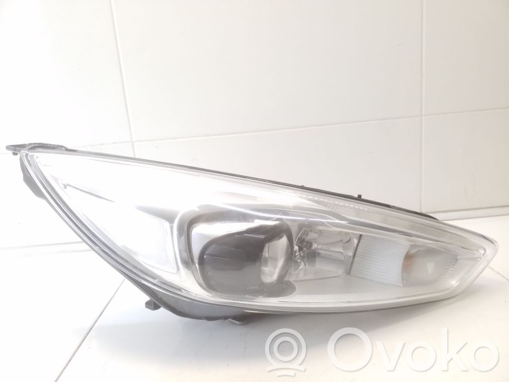 Ford Focus Scheinwerfer 