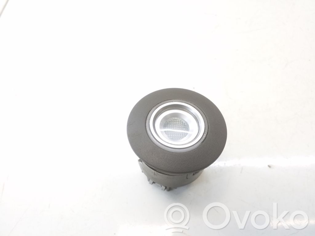 Autre éclairage intérieur   HCEEE4123070D2A7
