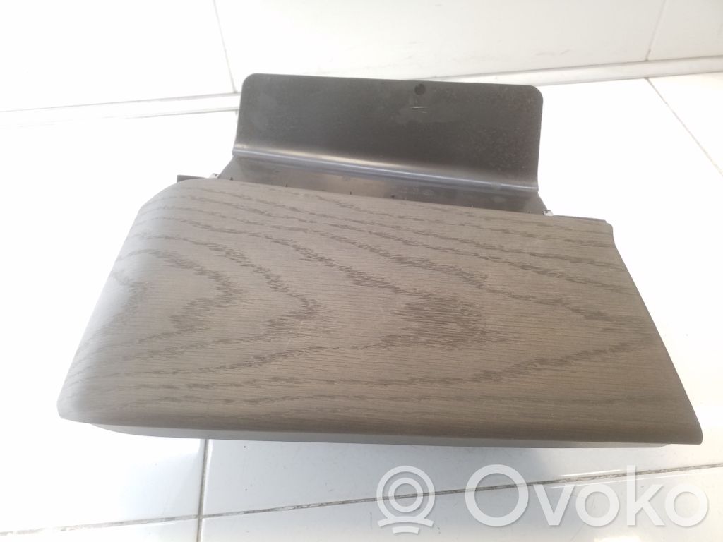 BMW i3 Daiktadėžės (bordačioko) komplektas 