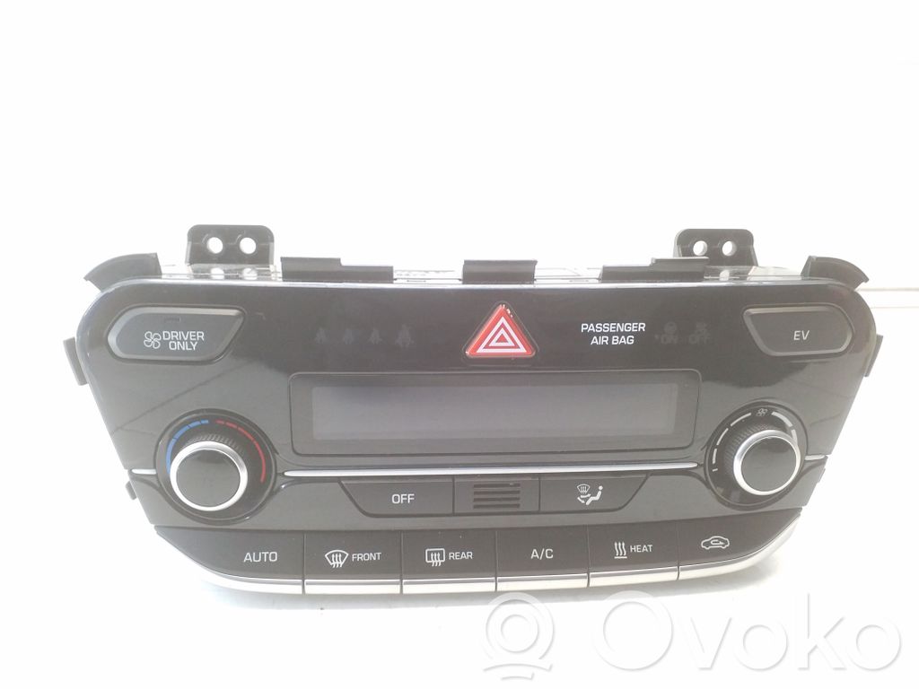 Hyundai Ioniq Climate control unit
