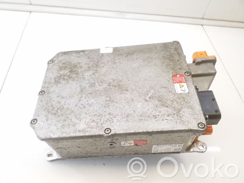 Volkswagen PASSAT B8 Convertitore di tensione inverter 
