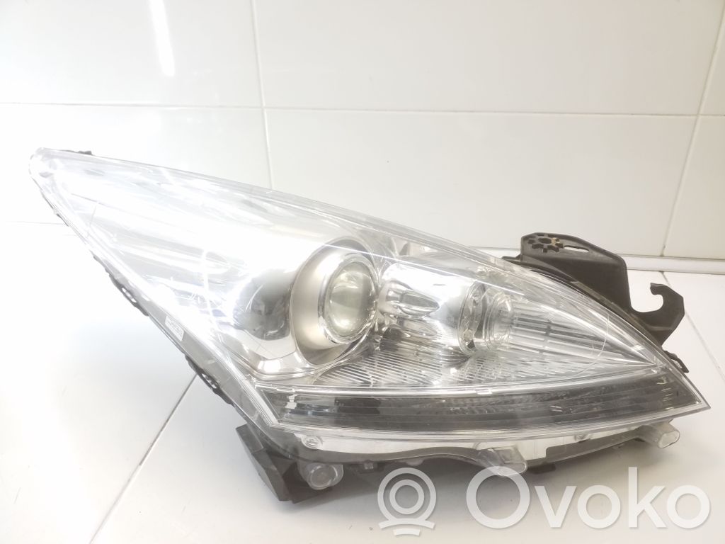 Peugeot 5008 Lampa przednia 