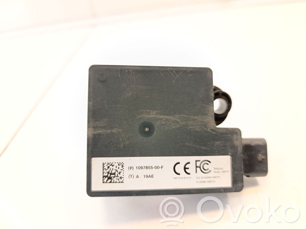 Tesla Model 3 Sonstige Steuergeräte / Module 