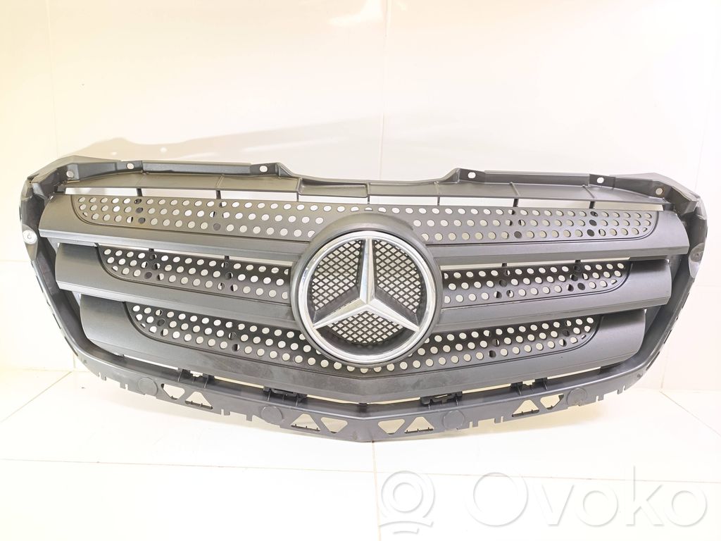 Mercedes-Benz Sprinter W906 Griglia anteriore
