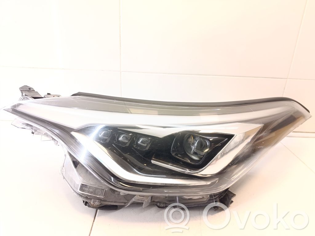 Toyota C-HR I Phare frontale