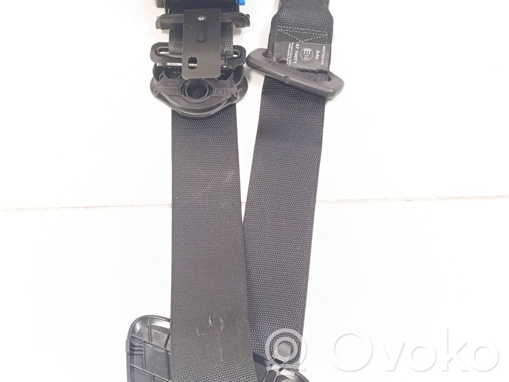 Sicherheitsgurt hinten   P0085988