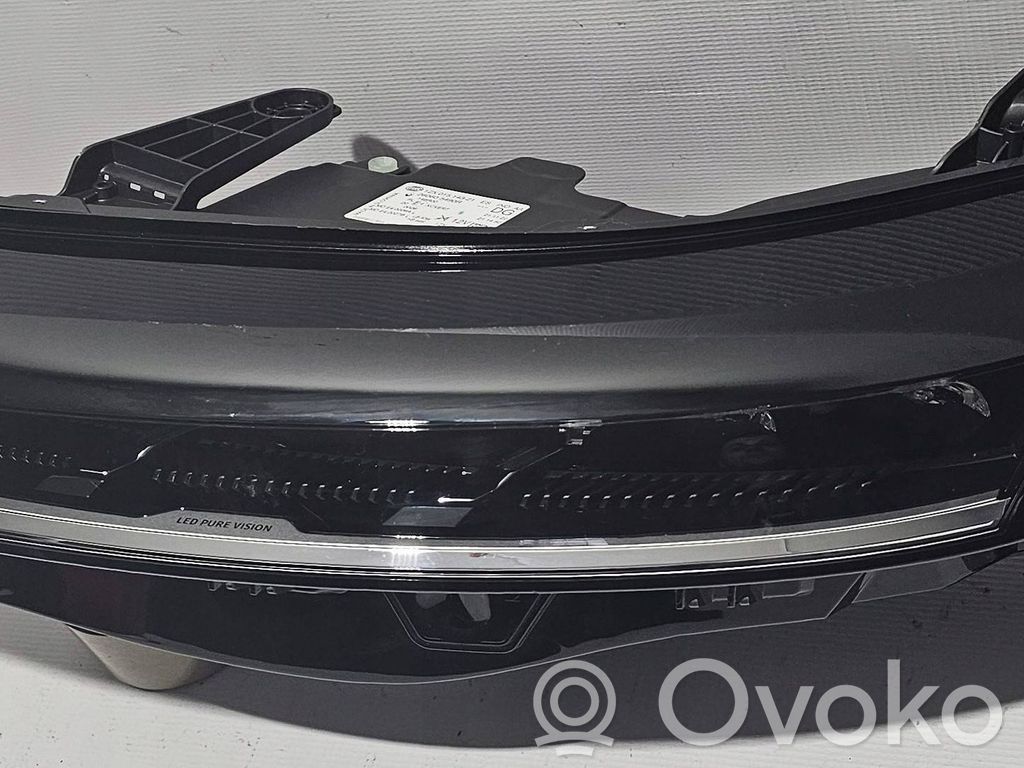 Renault Megane E-Tech Headlight/headlamp 