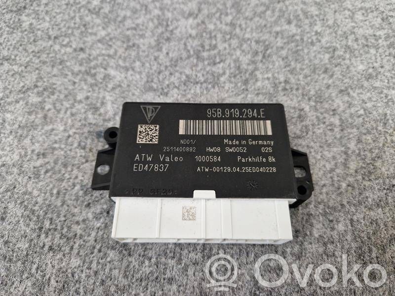 Porsche Macan (95B) Parking PDC control unit/module 