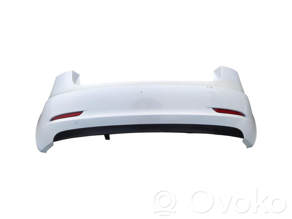 Tesla Model 3 Galinis bamperis 