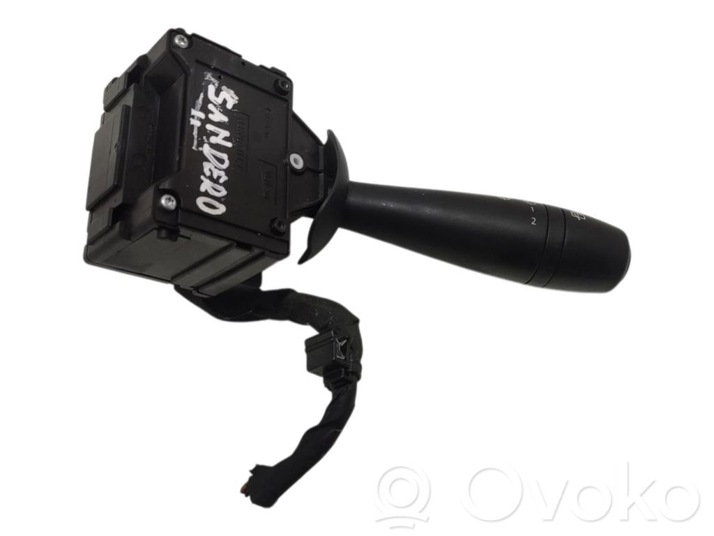 Dacia Sandero II Wiper control stalk 