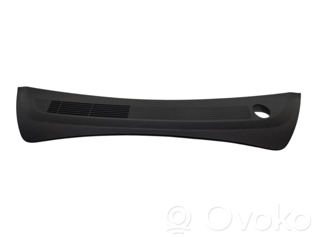 Tesla Model 3 Wiper trim 