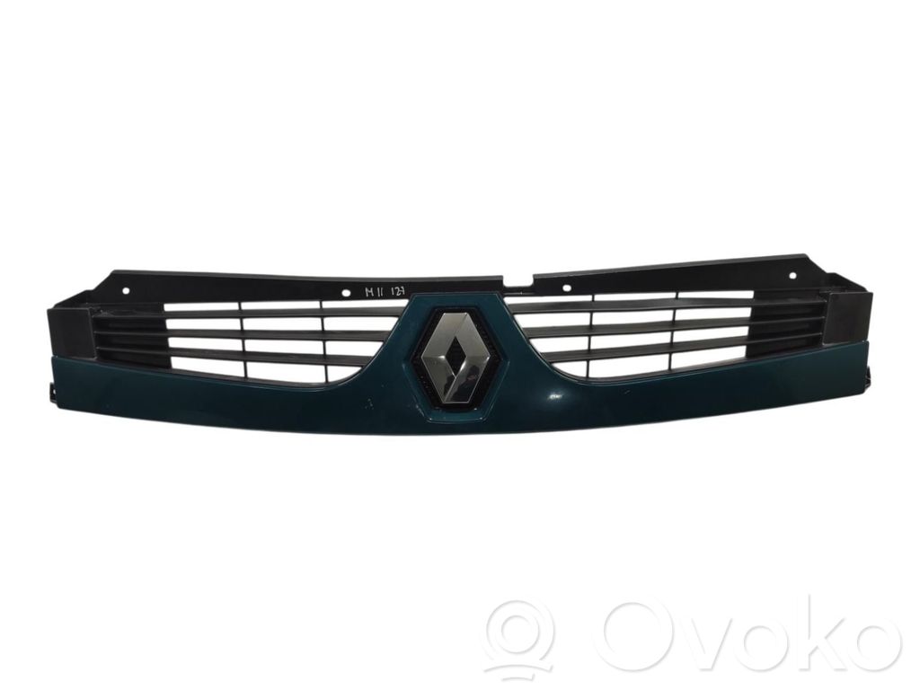 Renault Master II Maskownica / Grill / Atrapa górna chłodnicy 