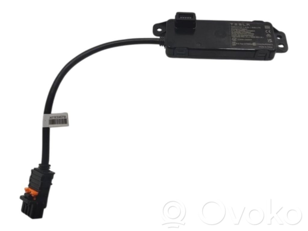 Tesla Model 3 USB interface control unit module 