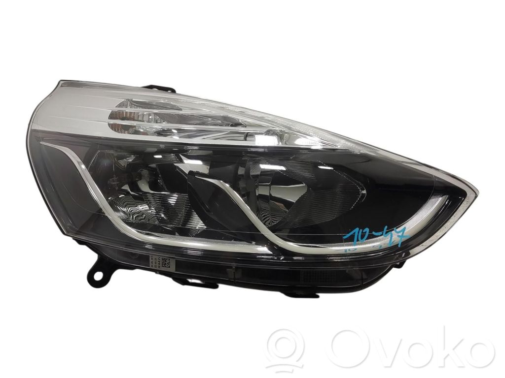 Renault Clio IV Headlight/headlamp 