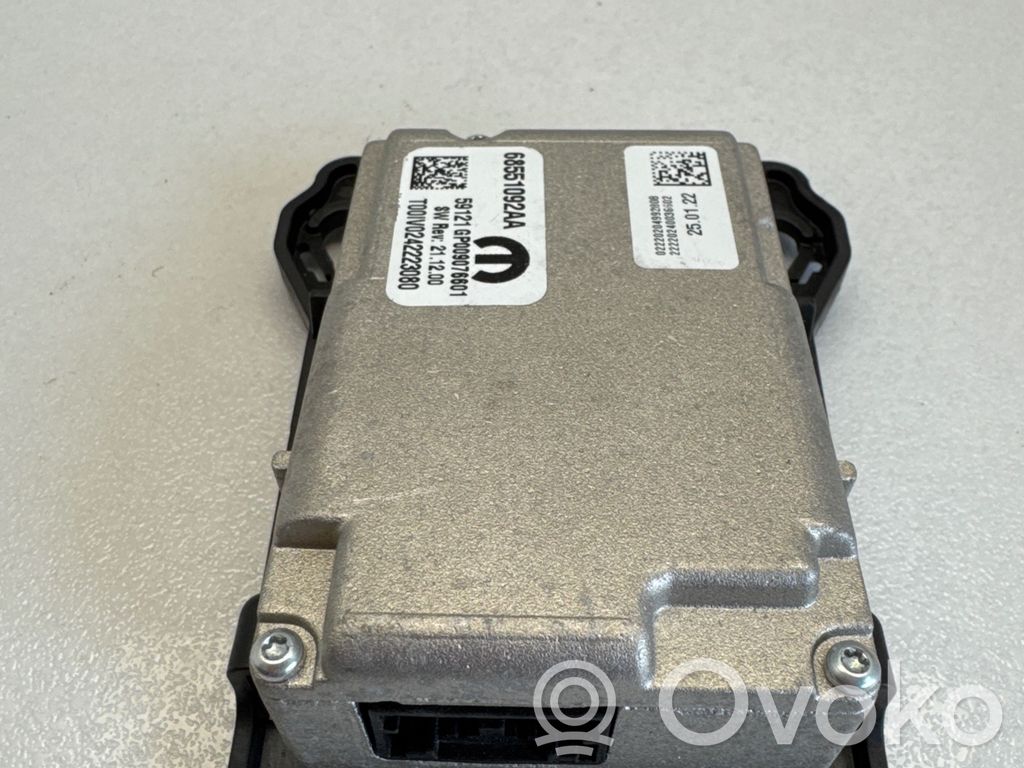Chrysler Pacifica Windshield/windscreen camera 