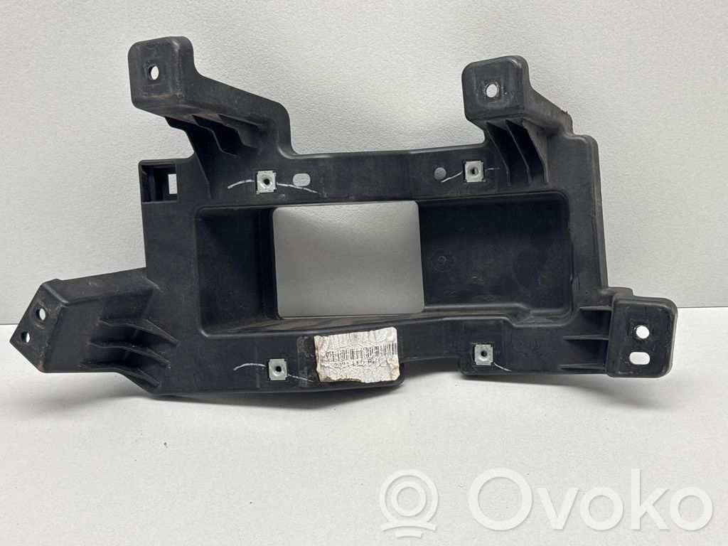 Chrysler Pacifica Front fog light trim/grill 