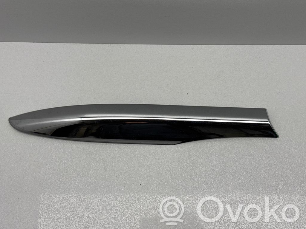 Katon muotolistan suoja   68502256AA,684510