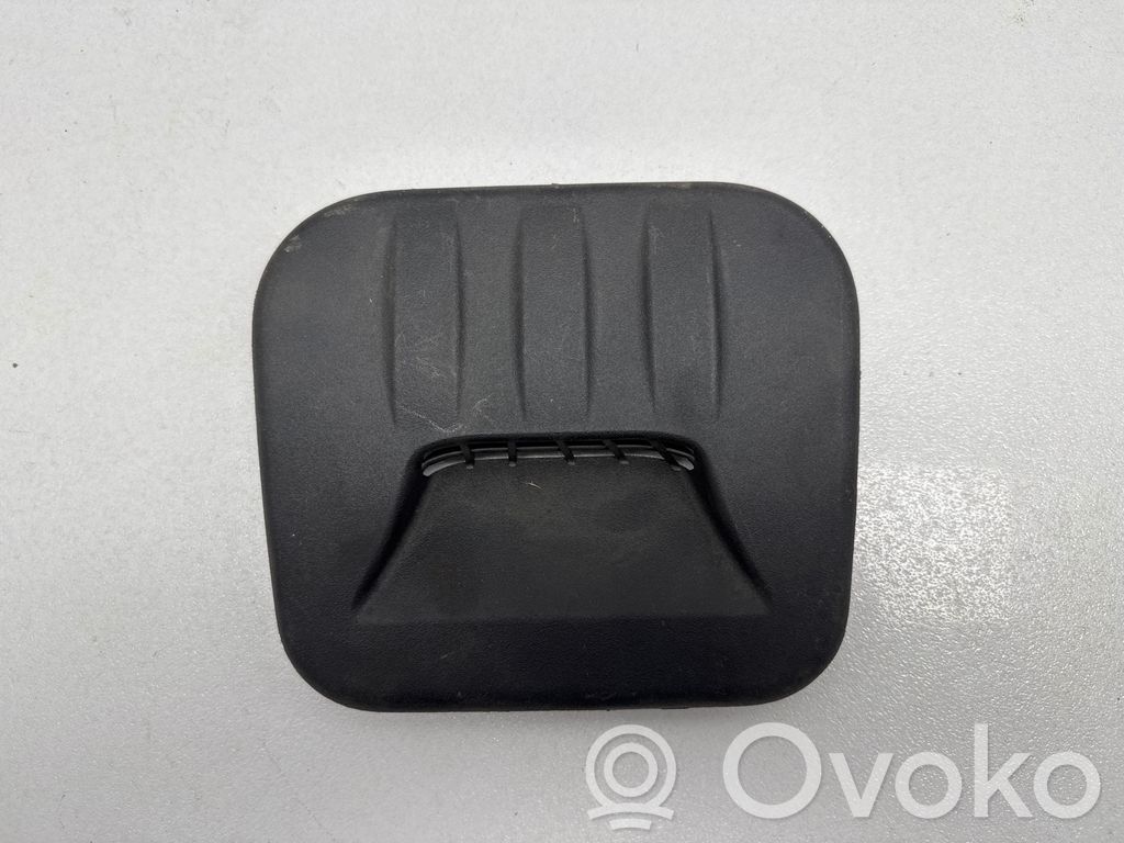 Chrysler Pacifica Oro grotelės gale 