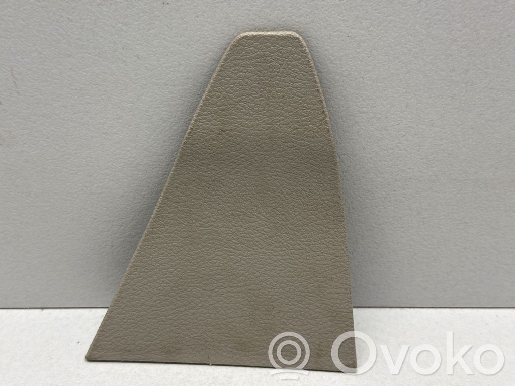 Chrysler Pacifica (B) pillar trim (bottom) 