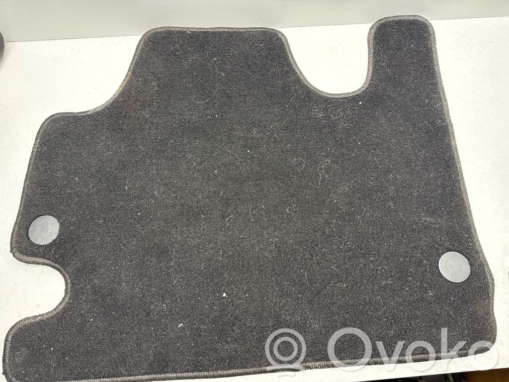 Chrysler Pacifica Alfombra trasera 