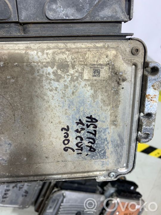 Opel Astra H Engine control unit/module ECU 