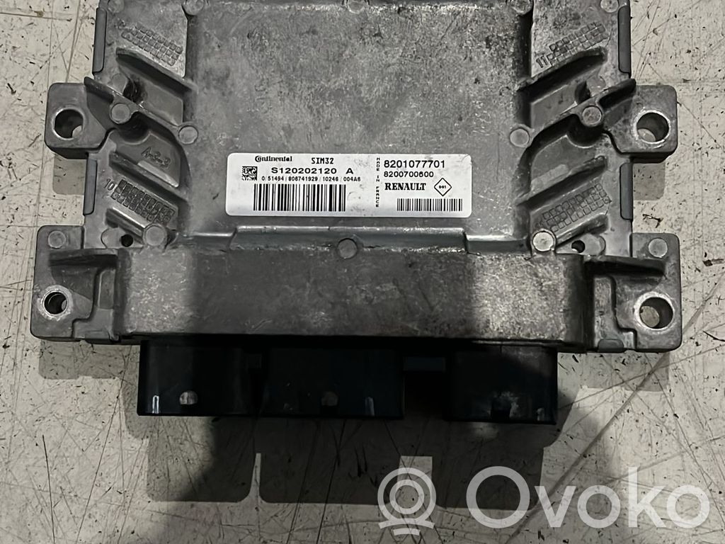 Engine control unit/module ECU   8201077701,D4F784
