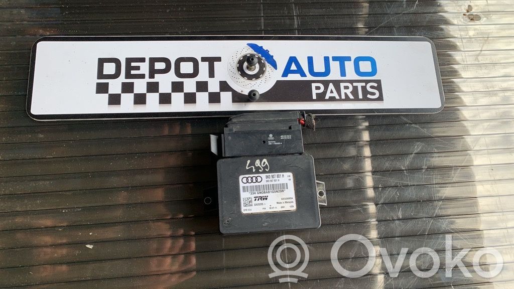 Audi A4 S4 B8 8K Hand brake control module 