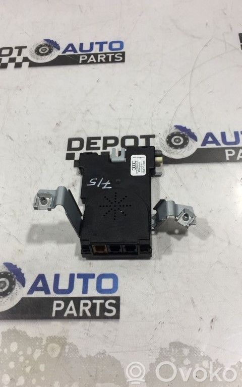 Audi A3 S3 A3 Sportback 8P Aerial antenna amplifier 