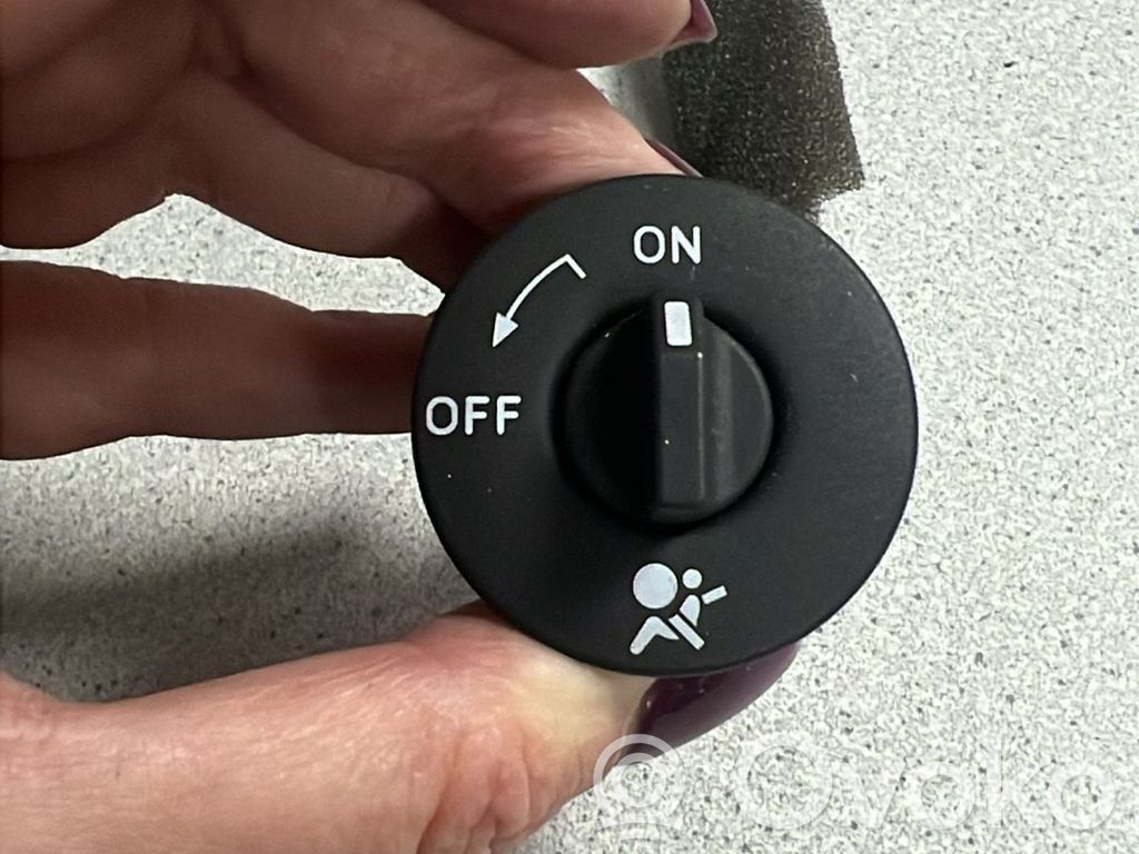 Renault Scenic III -  Grand scenic III Passenger airbag on/off switch 