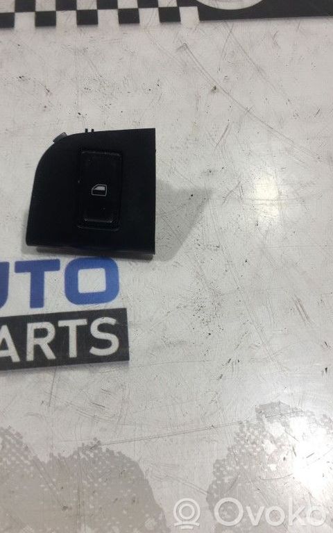 Skoda Octavia Mk3 (5E) Electric window control switch 