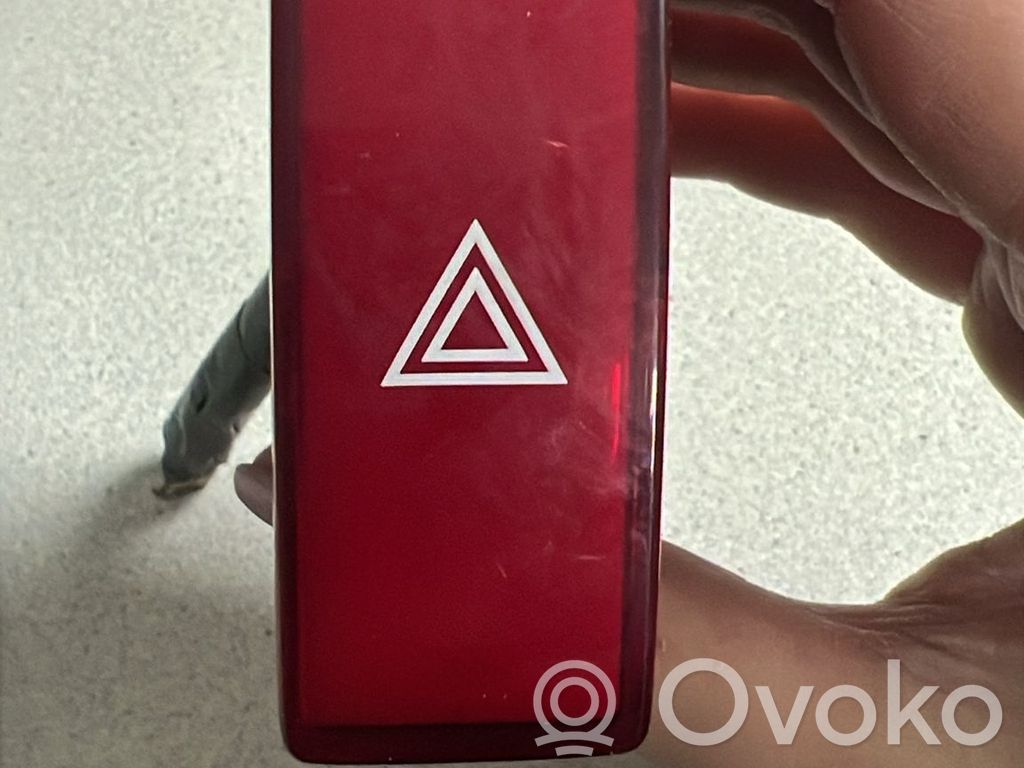 Honda CR-V Hazard warning light relay 