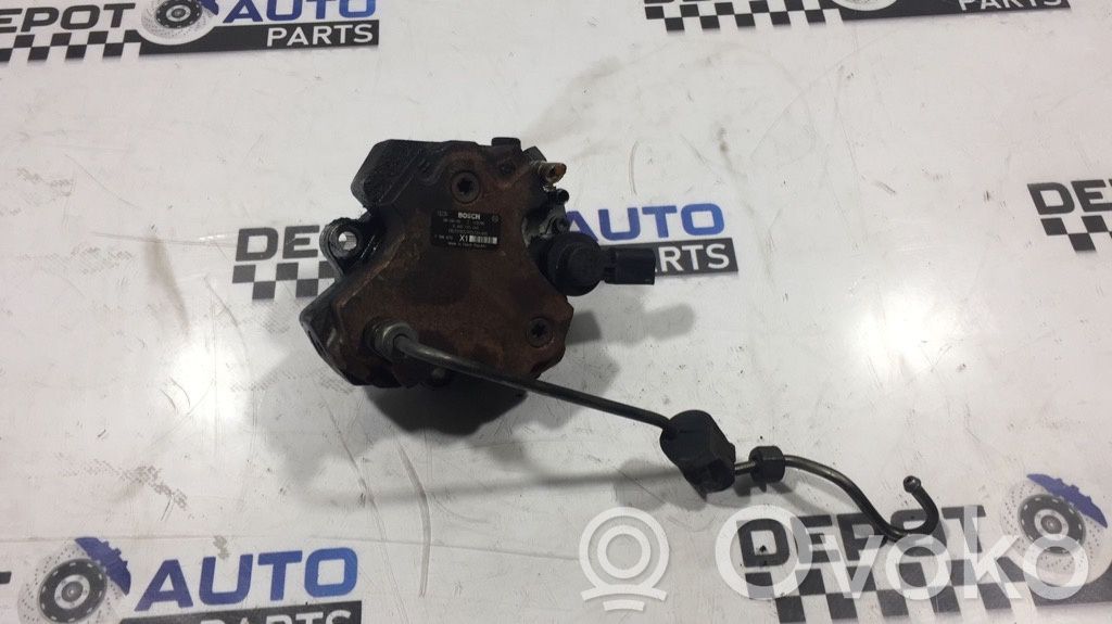 BMW 1 E81 E87 Fuel injection high pressure pump 