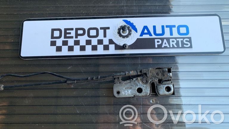 Volkswagen PASSAT B6 Engine bonnet/hood lock/catch 