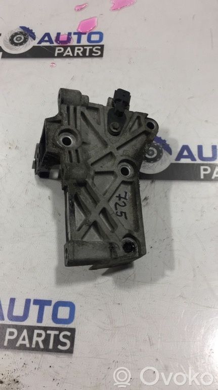 Renault Megane III Soporte de montaje del motor (Usadas) 