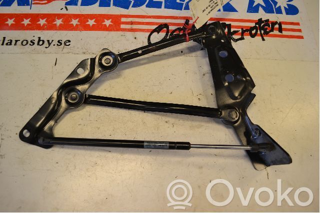 Tailgate/trunk/boot hinge   04865619AB