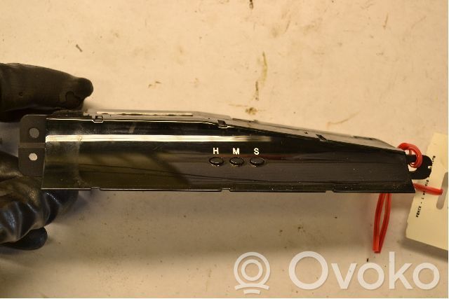 Chevrolet Evanda Clock 