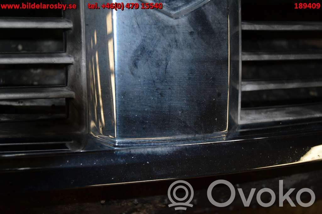 Dodge Journey Front bumper lower grill 