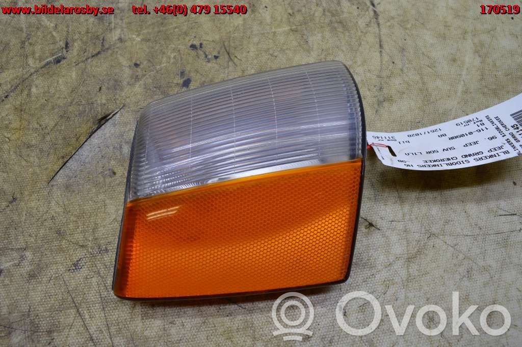Jeep Grand Cherokee Front fender indicator light 
