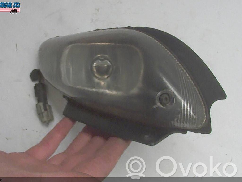 Chrysler 300M Etusumuvalo 