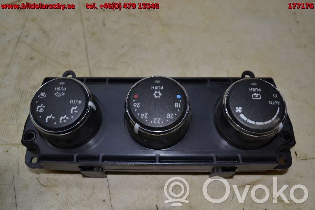 Dodge Avenger Climate control unit 
