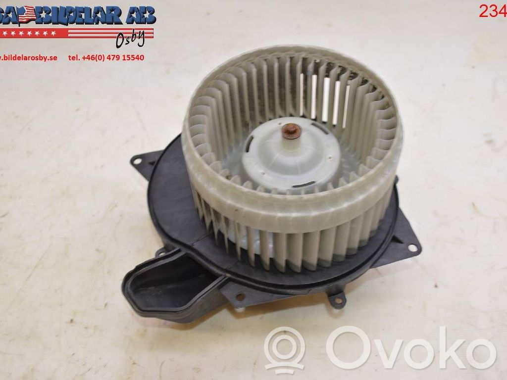 Chrysler 300 - 300C Mazā radiatora ventilators 