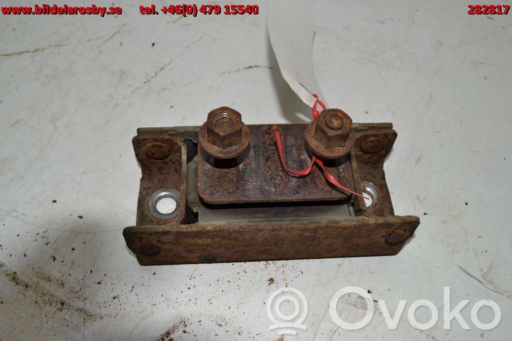 Gearbox mount