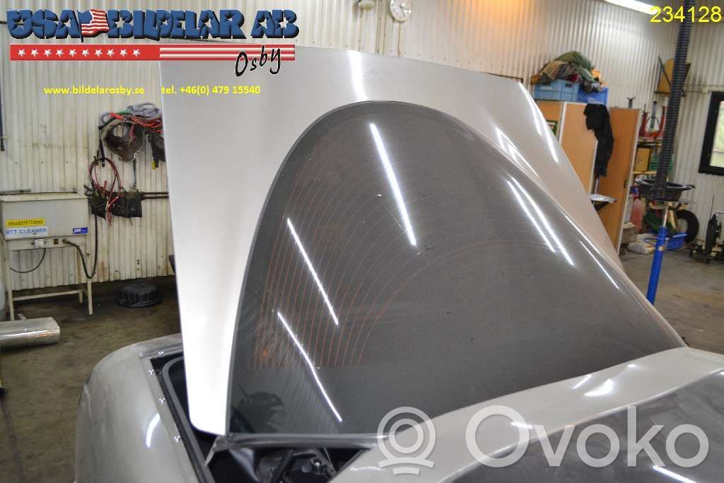 Chevrolet Corvette Galinis dangtis (bagažinės) 