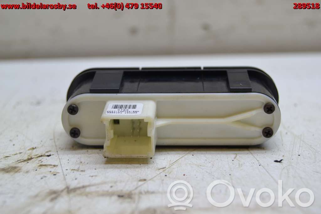 Ford Mustang V Hazard light switch 